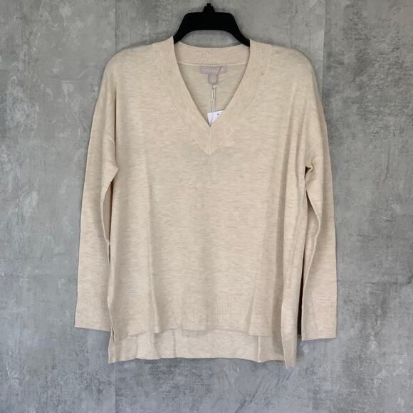 CHELSEA28 Beige Oatmeal Light Heather V-Neck Pullover Sweater SZ XXS - Picture 1 of 9